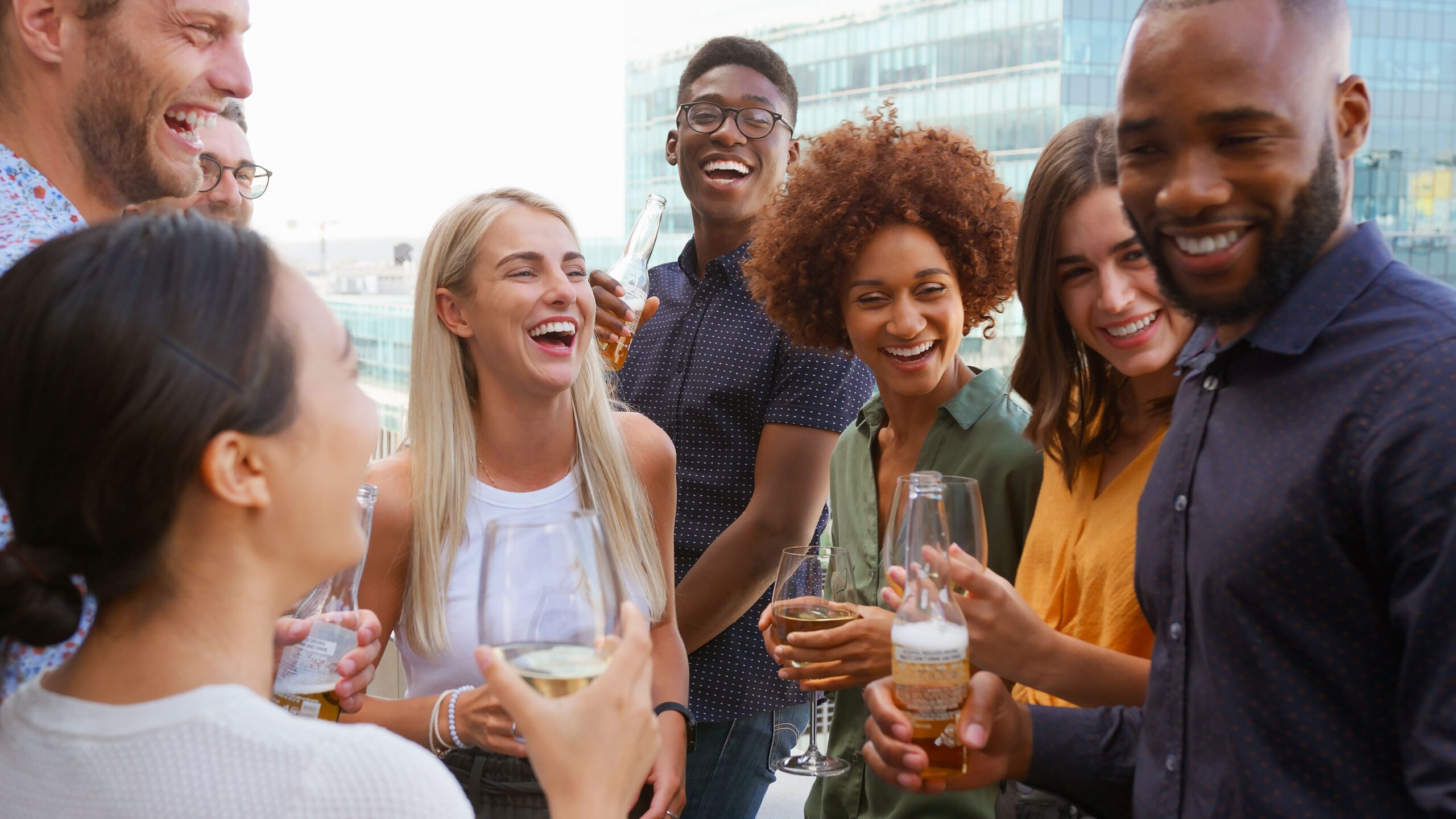 Échange autour d'un verre